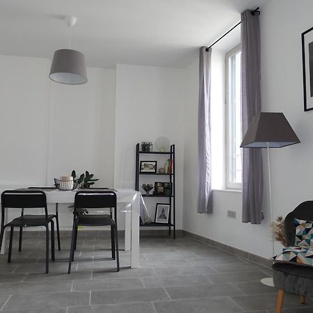 Maison Carree/Coeur Historique De Nimes - Superbe Appt 55M² Buitenkant foto