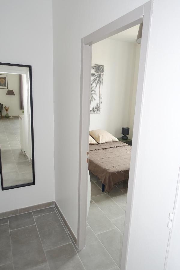 Maison Carree/Coeur Historique De Nimes - Superbe Appt 55M² Buitenkant foto