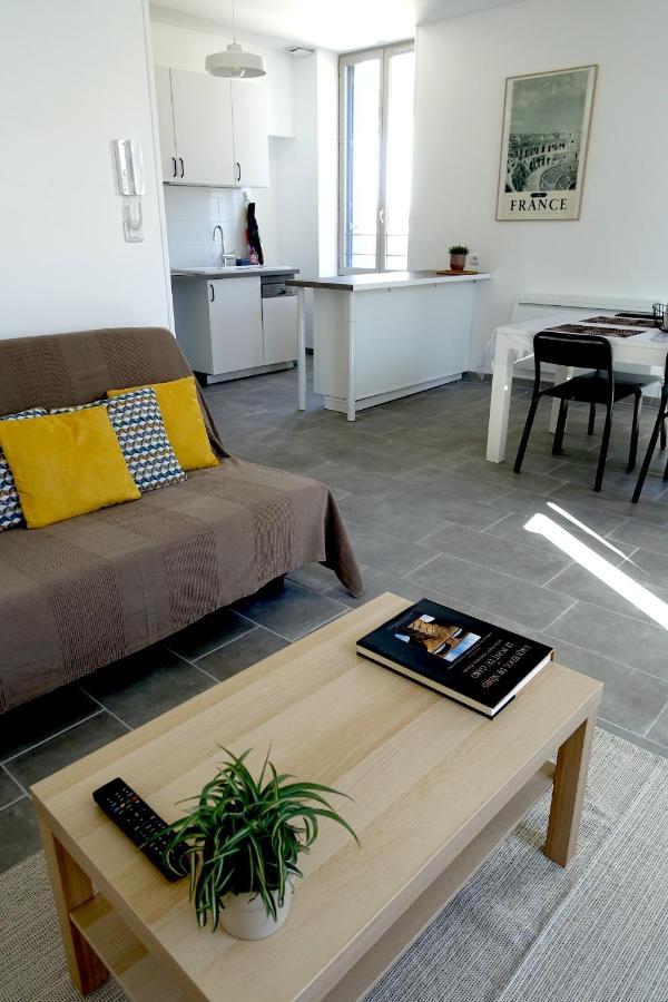 Maison Carree/Coeur Historique De Nimes - Superbe Appt 55M² Buitenkant foto