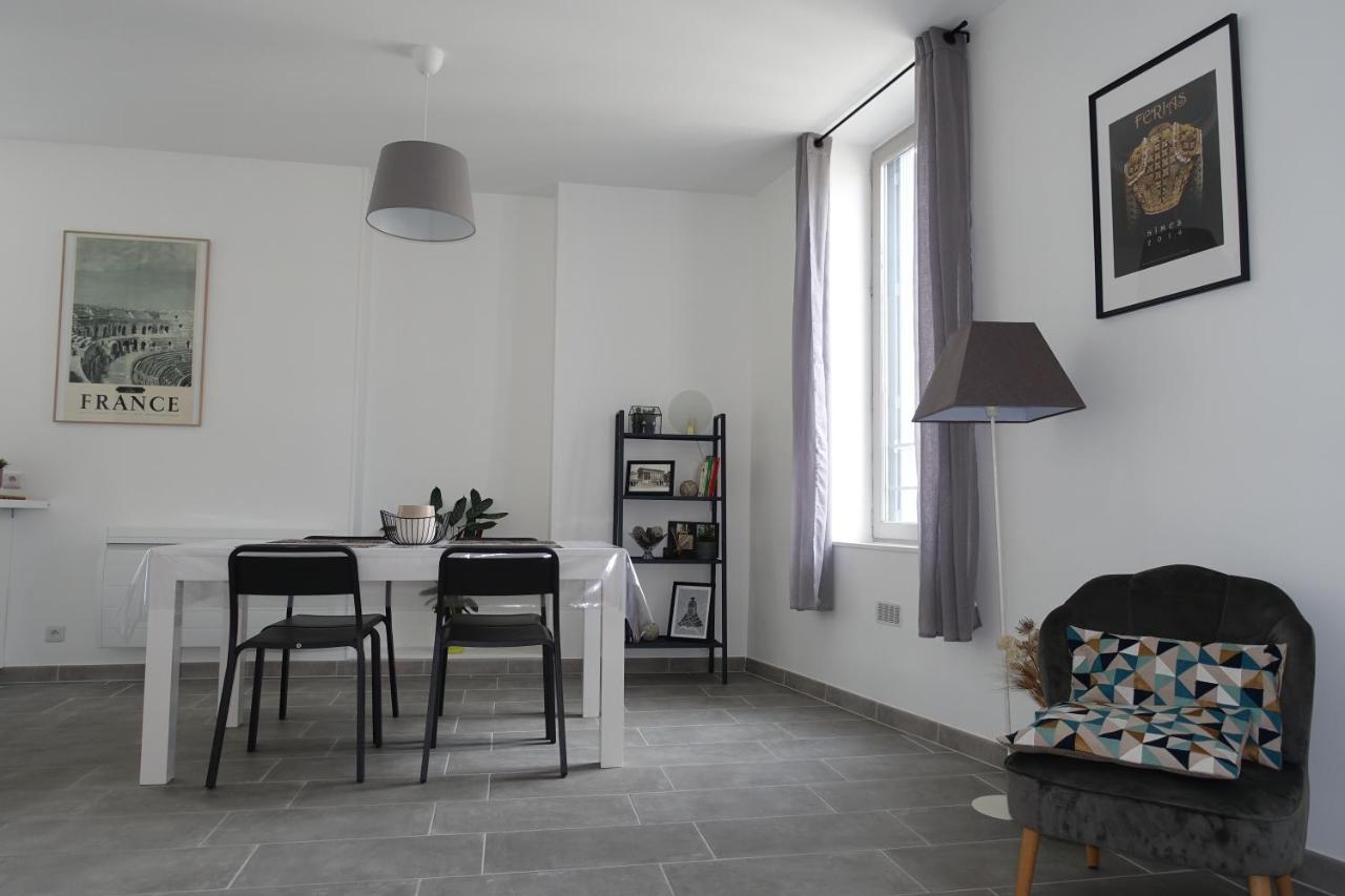 Maison Carree/Coeur Historique De Nimes - Superbe Appt 55M² Buitenkant foto